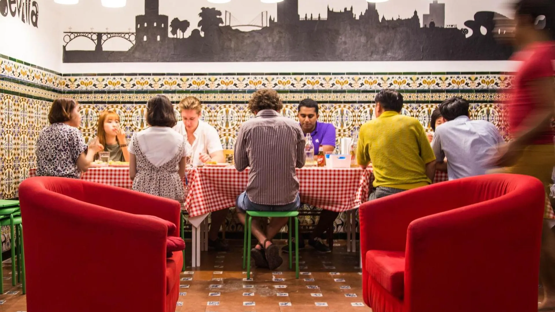 Onefam Catedral Hostel Seville